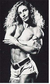 Female Bodybuilder Klaudia Larson
